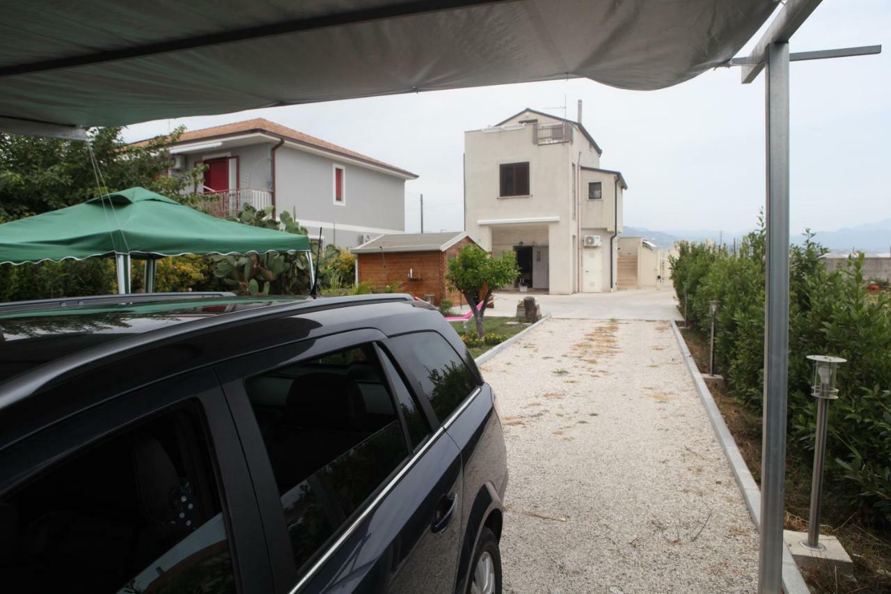 Villa "La Rondinella" Salerno Amalfi Pontecagnano Faiano Exterior foto